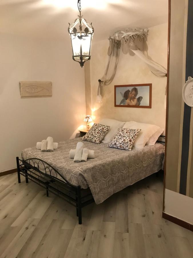 加埃塔Un Ospite A Fontania住宿加早餐旅馆 外观 照片